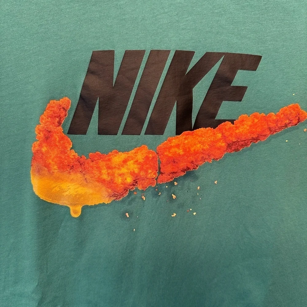 Nike Sportswear 'Deep Fried' Icon Futura T-Shirt Size‎ Large Green Orange